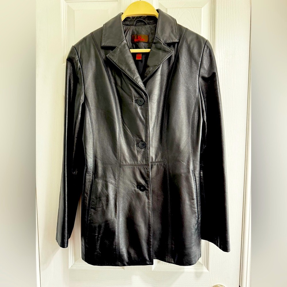 Danier Black Leather Women's Jacket